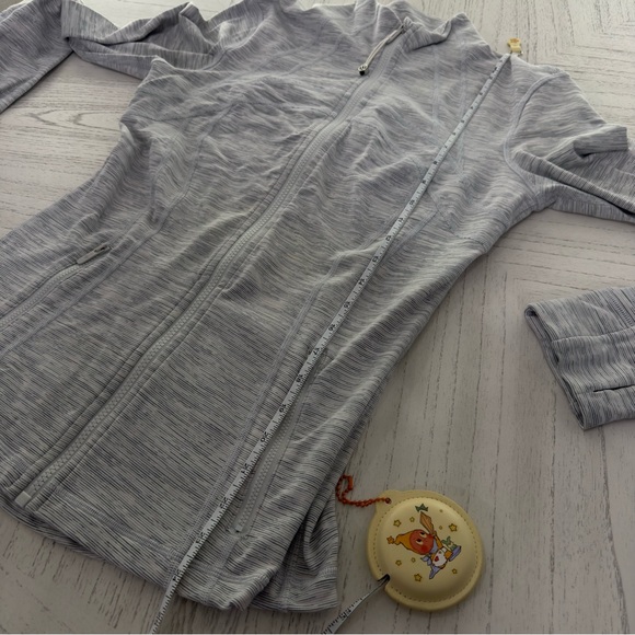 Lululemon Define Jacket Size 8 - Picture 6 of 13